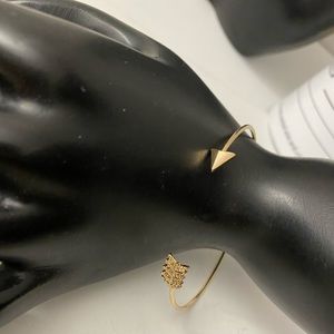Gorgeous Gold Arrow Bracelet